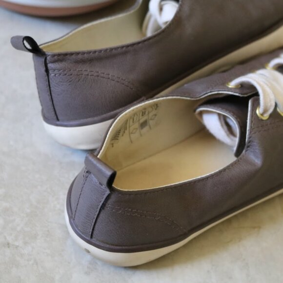 H&M Vegan Leather Low Top Lace-Up Sneaker - Brown, Size 8 - Picture 13 of 16